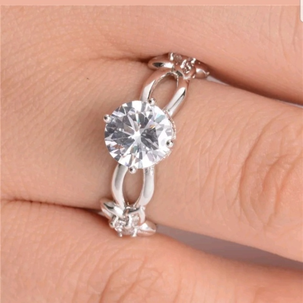 925 silver round cut white sapphire ring   New - Picture 2 of 3